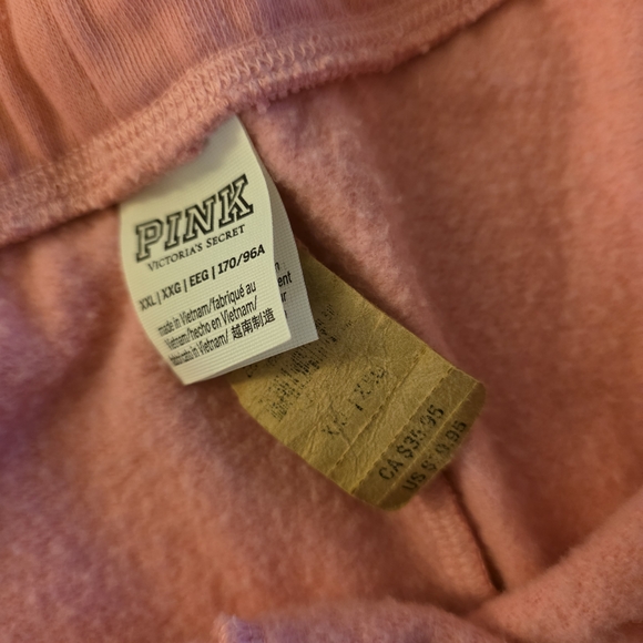 PINK Victoria's Secret Coral Athletic Shorts - Picture 2 of 2